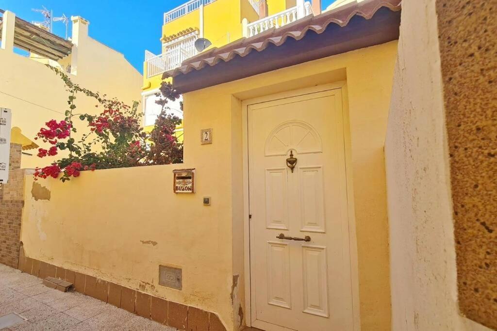 Mar Azul Adosado, Patio Y Solarium Daire Torrevieja Dış mekan fotoğraf