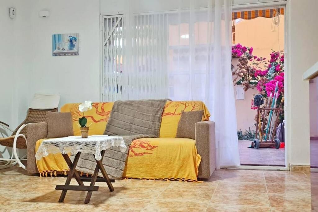 Mar Azul Adosado, Patio Y Solarium Daire Torrevieja Dış mekan fotoğraf
